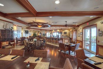 Apartamentos Key West Harbour Oceanfront Suites