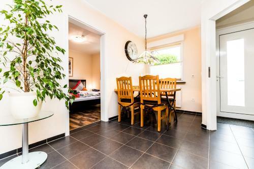 Design Apartment In K�ln Mit Terrasse