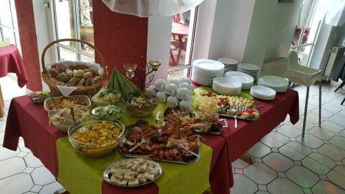 Hostal Pension & Gasthof "am Park" Ug