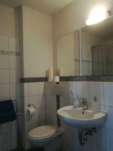 Hostal Pension & Ferienwohnung Zum Schmuckgiebel