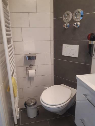 Hostal Kurpension Me�mer