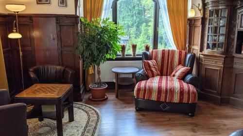 Apartamento Weissevilla Friedrichsbrunn Fewo Empire