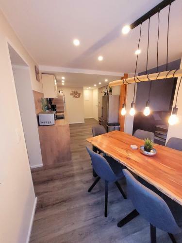 Apartment Bodeblick Modern, Stilvoll, Gem�tlich, Begehbarer Kleiderschrank