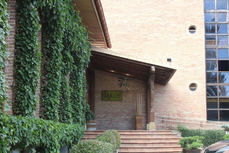 Hotel Jakue