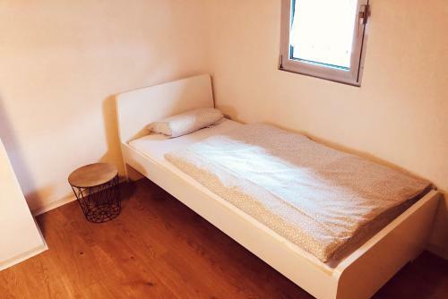Gem�tliches Einfamilienhaus Mit Gartennutzung In Troisdorf