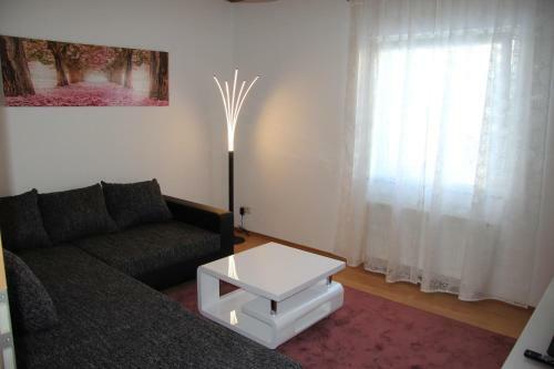 Apartamento 2 Zimmer Wohnung In Der Innenstadt