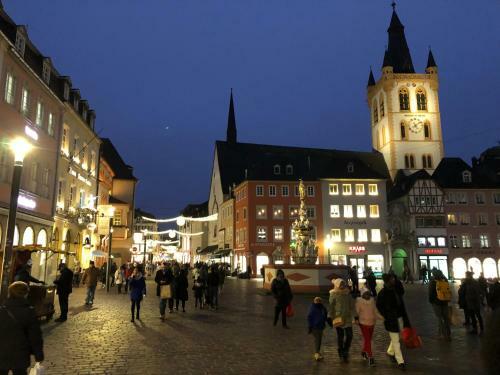 Apartamento Wohnen Am Trierer Moselufer
