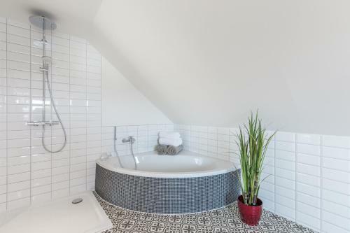 Nordic Wave Apartments