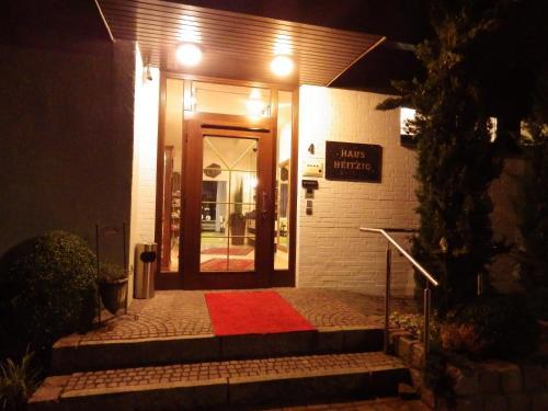 Hostal Pension Haus Heitzig