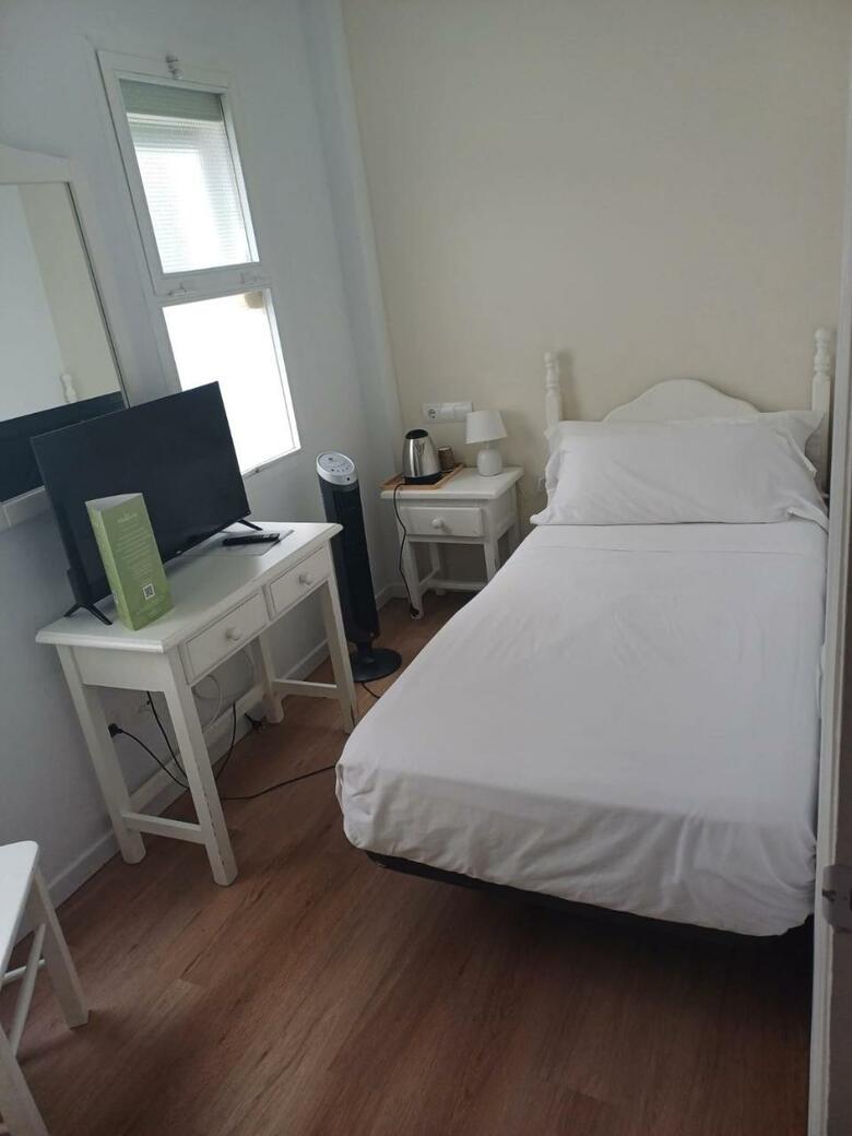 Hostal La Malague�a By Croma