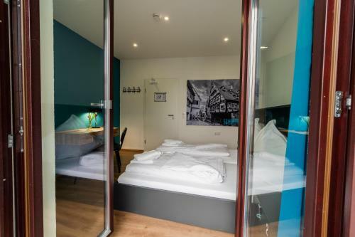 Albergue Henrys Sleeping