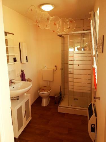 Ferienhaus Direkt Am Badesee Bungalow 11 Sch�nsee