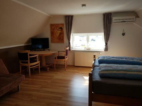 Apartamentos Ferienwohnung "zum Hexenh�usle"