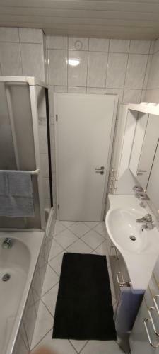 Apartamento Sch�ne, Renovierte Und Optimal Gelegene Wohnung