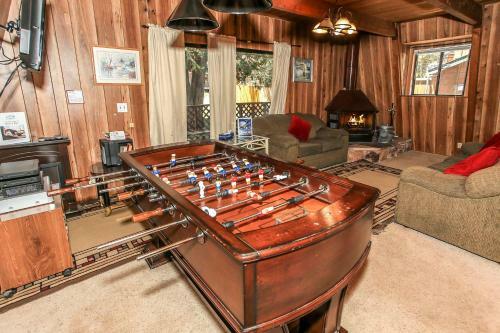 Bear's Den By Big Bear Cool Cabins
