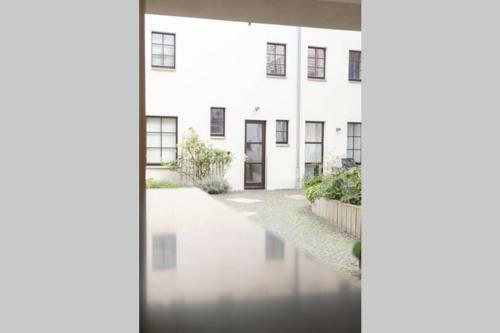 Apartamento Charmante, Ruhige Ferienwohnung Mit Balkon