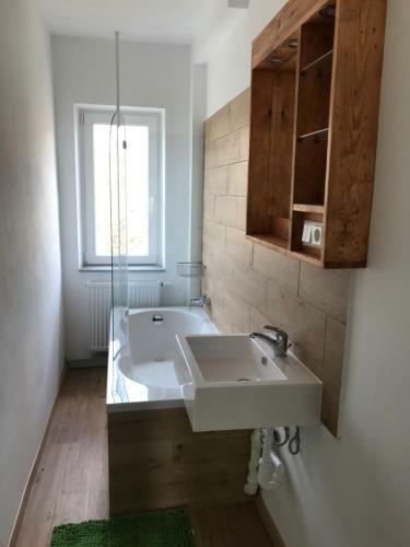 Hostal Bahnweg 9