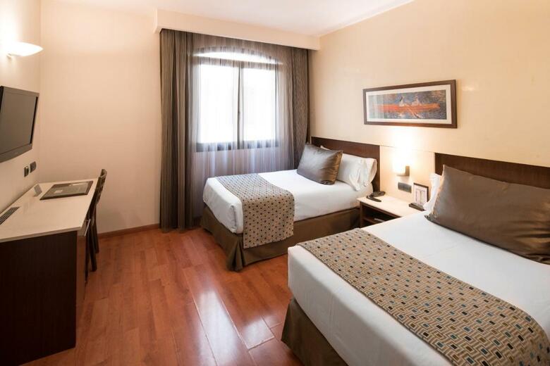 Hotel Catalonia Born