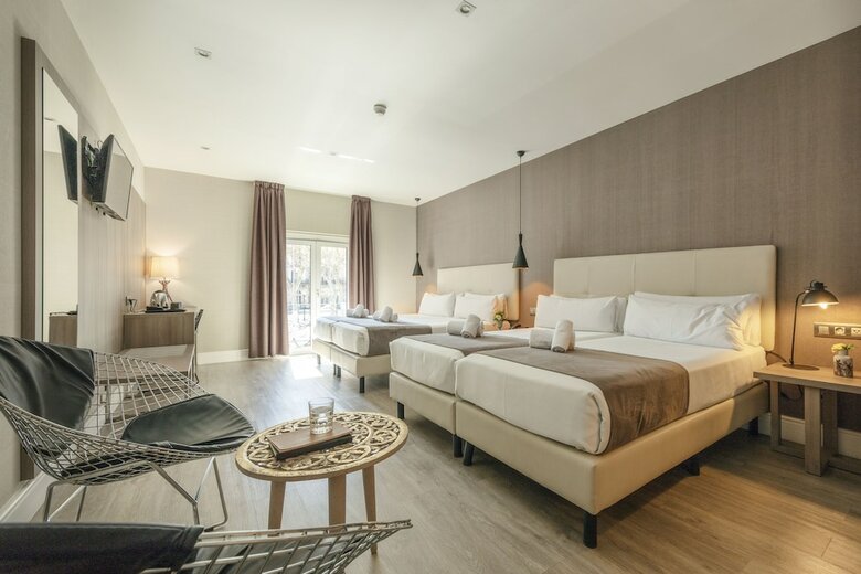 Hotel Oasis