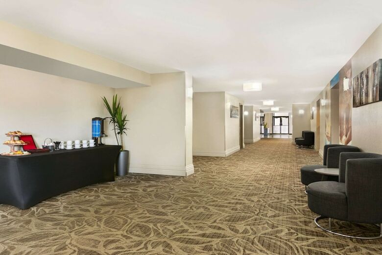 Hotel Travelodge Convention Centre By Wyndham Quebec