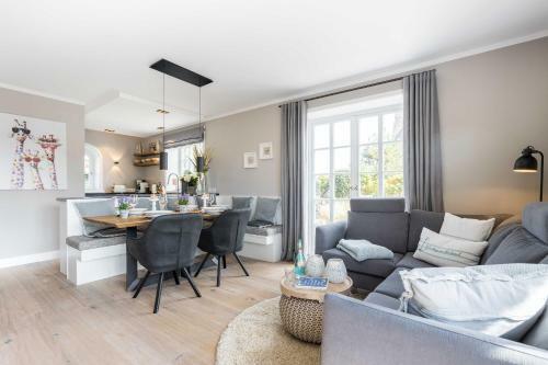 Cosy House