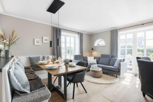 Cosy House
