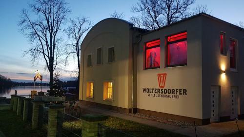 Apartamento Ferienwohnungen Auf Der Schleusenhalbinsel