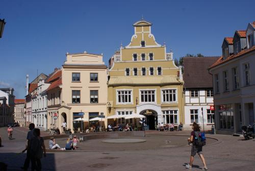 Thie� Mit Terrasse & Parkplatz - Abc202