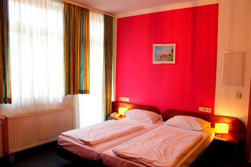 Hotel Merit