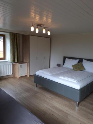 Hostal Pension Kreuzinger