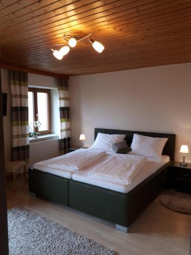Hostal Pension Kreuzinger