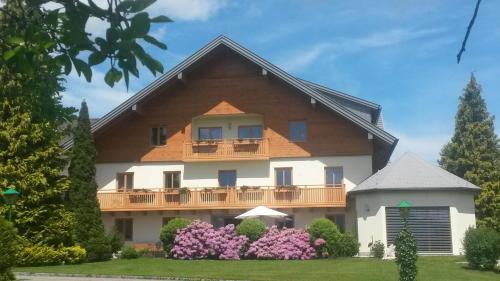 Hostal Pension Kreuzinger