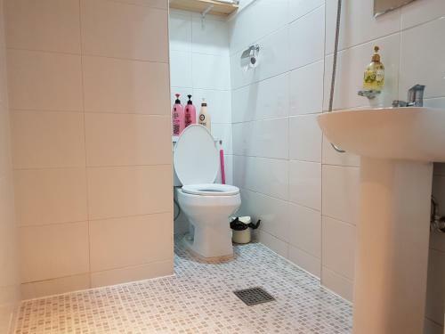 Hostal Soriwool Guesthouse