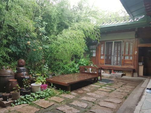 Hostal Soriwool Guesthouse