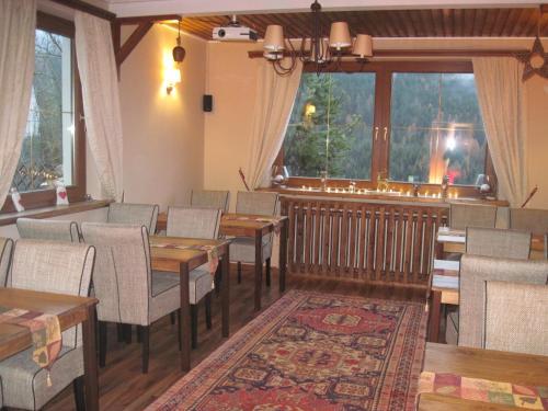 Hostal Chalet Catton