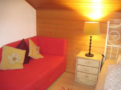 Hostal Chalet Catton