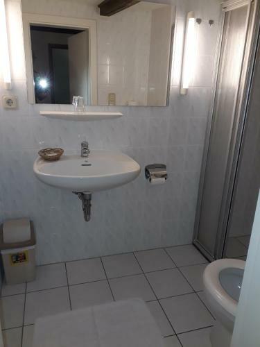 Hostal Richnow`s Bett Und Bike Ehem. Landgasthof