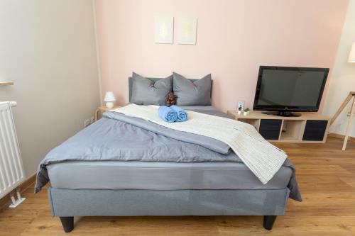 Full House Studios - The Buffalo Apartment - Ntflx + Wifi