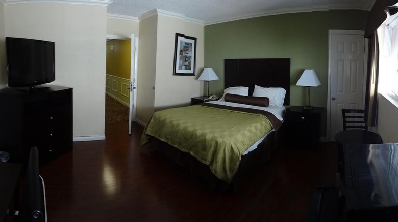 Posada Staples Center Inn