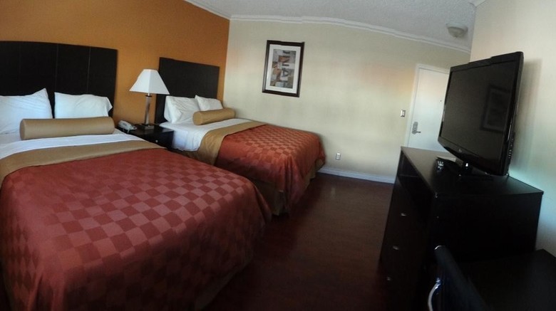 Posada Staples Center Inn