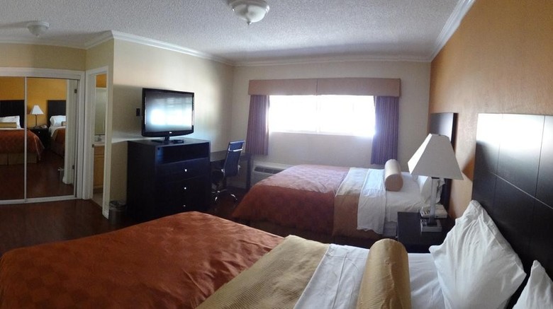 Posada Staples Center Inn
