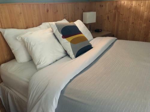 Piccadilly Motel