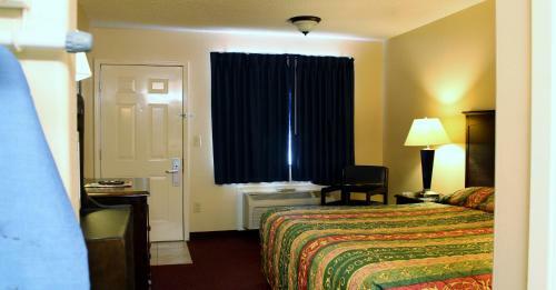 Motel Carom Inn
