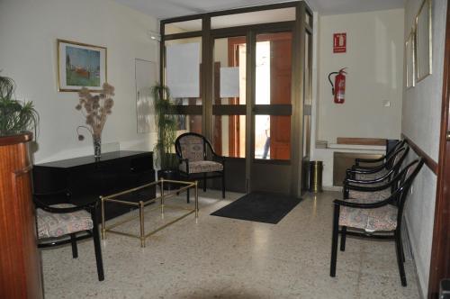 Hostal Niza I II