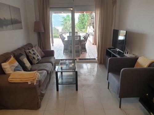 Bonito Apartamento Con Inmensa Terraza Y Piscina