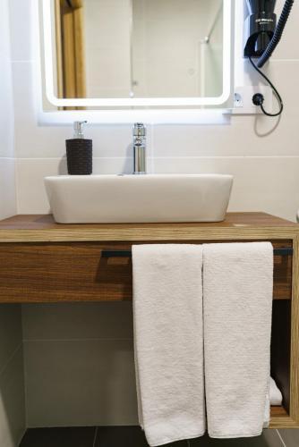 Hostal Pensi�n Casa Elena ***
