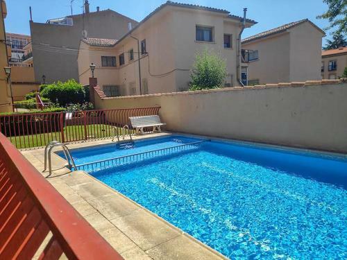 Apartamento C�ntrico Con Piscina