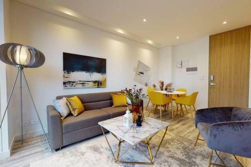 Apartamento Espectacular Apto Con Balc�n