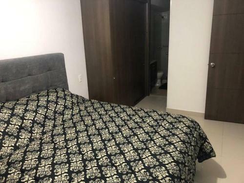 Apartamento C�modo , Amoblado En Zona Norte Villa Carolina