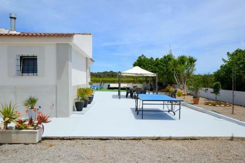 Bonita Casa Con Piscina Cerca de La Playa